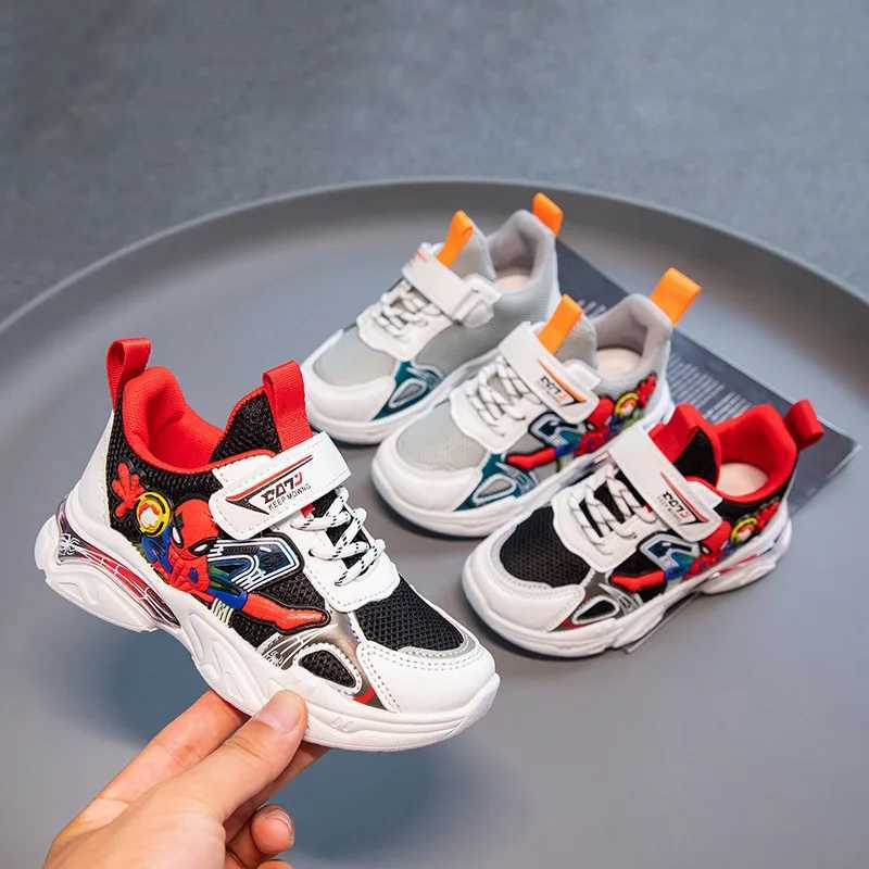 Childrens sports shoes fashionable and popular boys casual sports shoes spring and autumn mesh breathable childrens Prttern sports shoes W250407