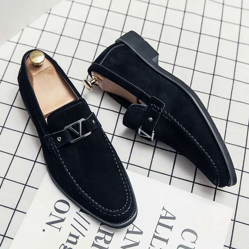 2024 Men's Suede Party Leather Fashion Business Loafers Man Banquet Dress Shoes Casual Plus Size 38-48