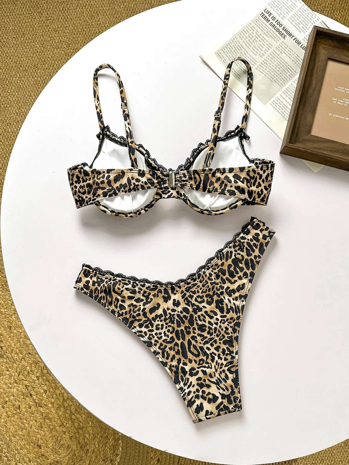 Dongdumaoyi Sexy Black Leopard Print Bikini Set Women Lace Ruffles Patchwork Push Up Underwire Swimsuit Bathing Suit Thong Swimwear