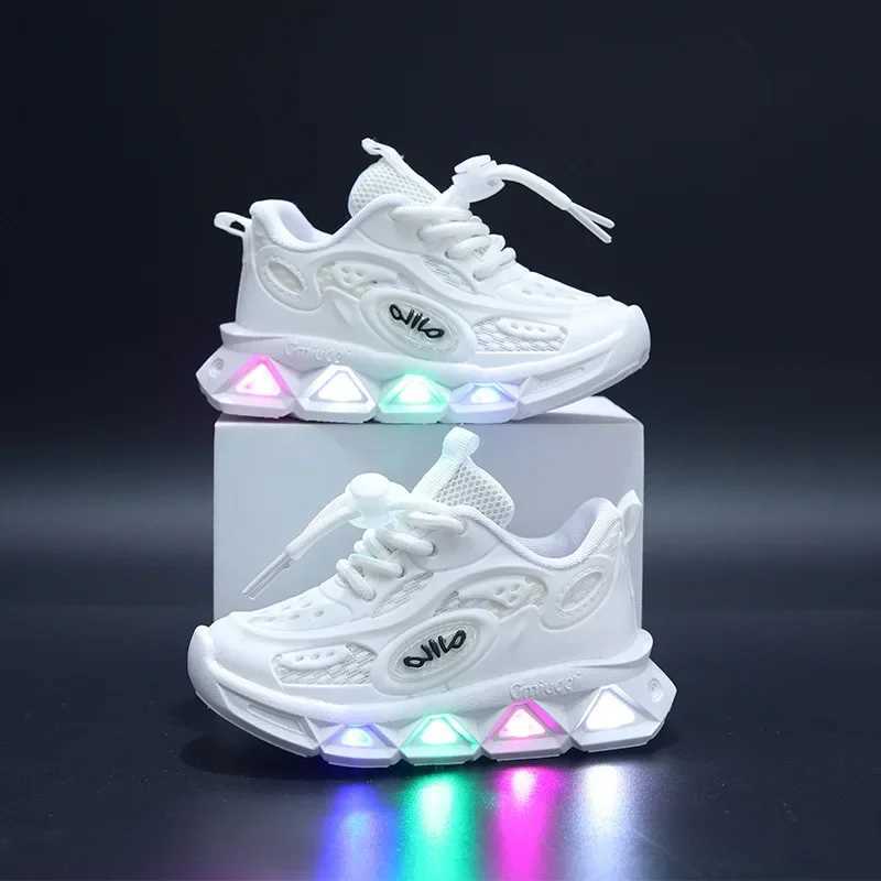 Baby Shoes 2023 Spring and Autumn New Boys and Girls Light Up Clumsy Sports Shoes Small and Medium sized Childrens Soft soled Baby Shoes W250407