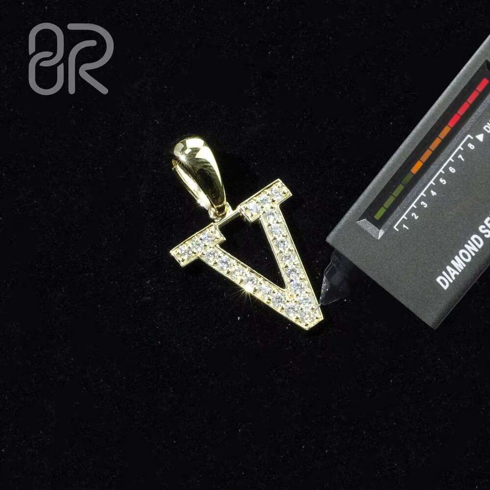 Vvs pyroxene initial chilled long stick cut letter pendant for men and women