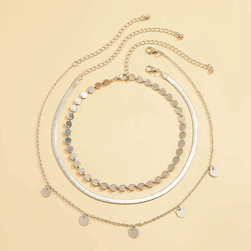 Boho Multilayer Flat Snake Sequin Chain Necklace Women Vintage Gold Color Metal Round Pendant Necklaces Girls Fashion JewelryC250407