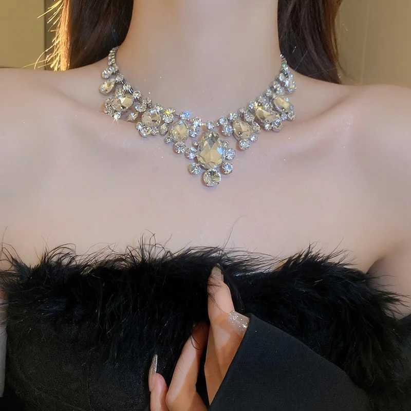 Shiny Rhinestone Crystal Necklace For Women Luxury Party Wedding Necklace Geometric Water Drop Collarbone Necklaces JewelryC250407