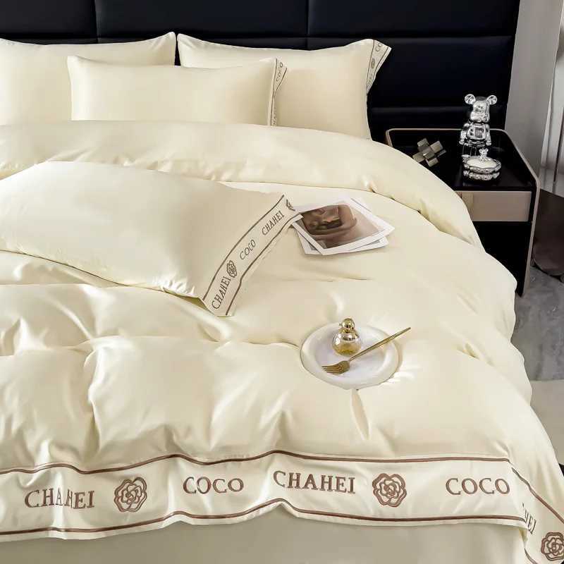 Silk Like Satin Bedding White Duvet Cover Set Soft Lightweight Polyester Satin Comforter Cover Hotel Silky Bedding Set X250408