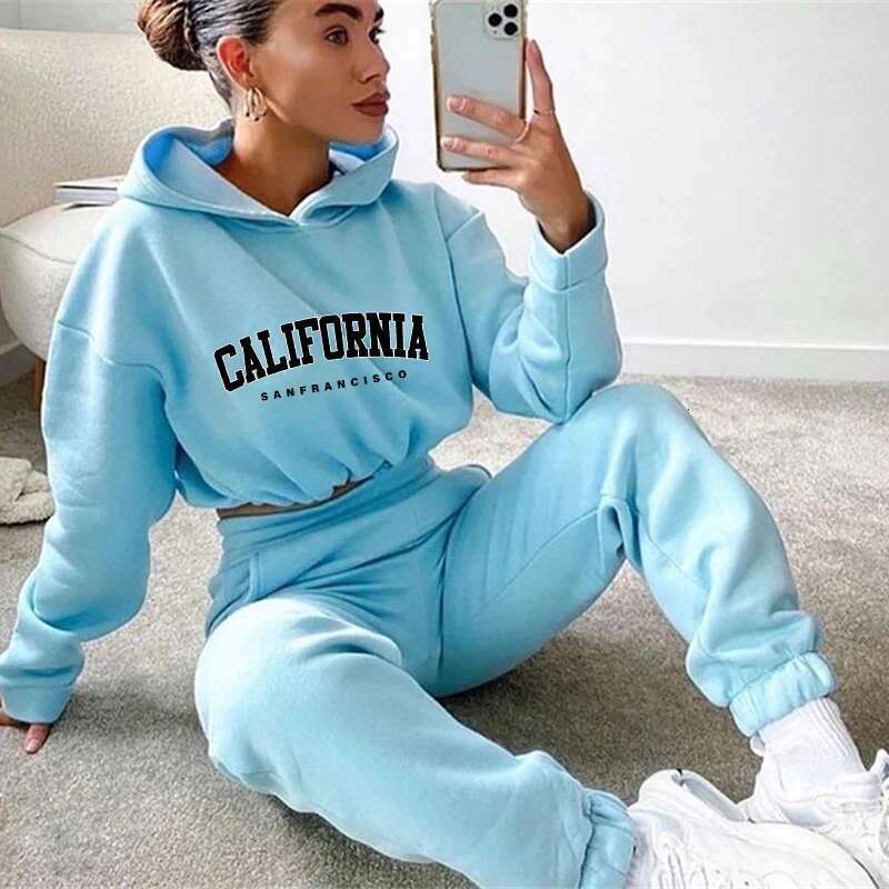 Dressing Drawstring Hooded Hot Sales Daily Casual Women's Tracksuit Fashion Two Piece Set For Women Retract Your Waist Short Top