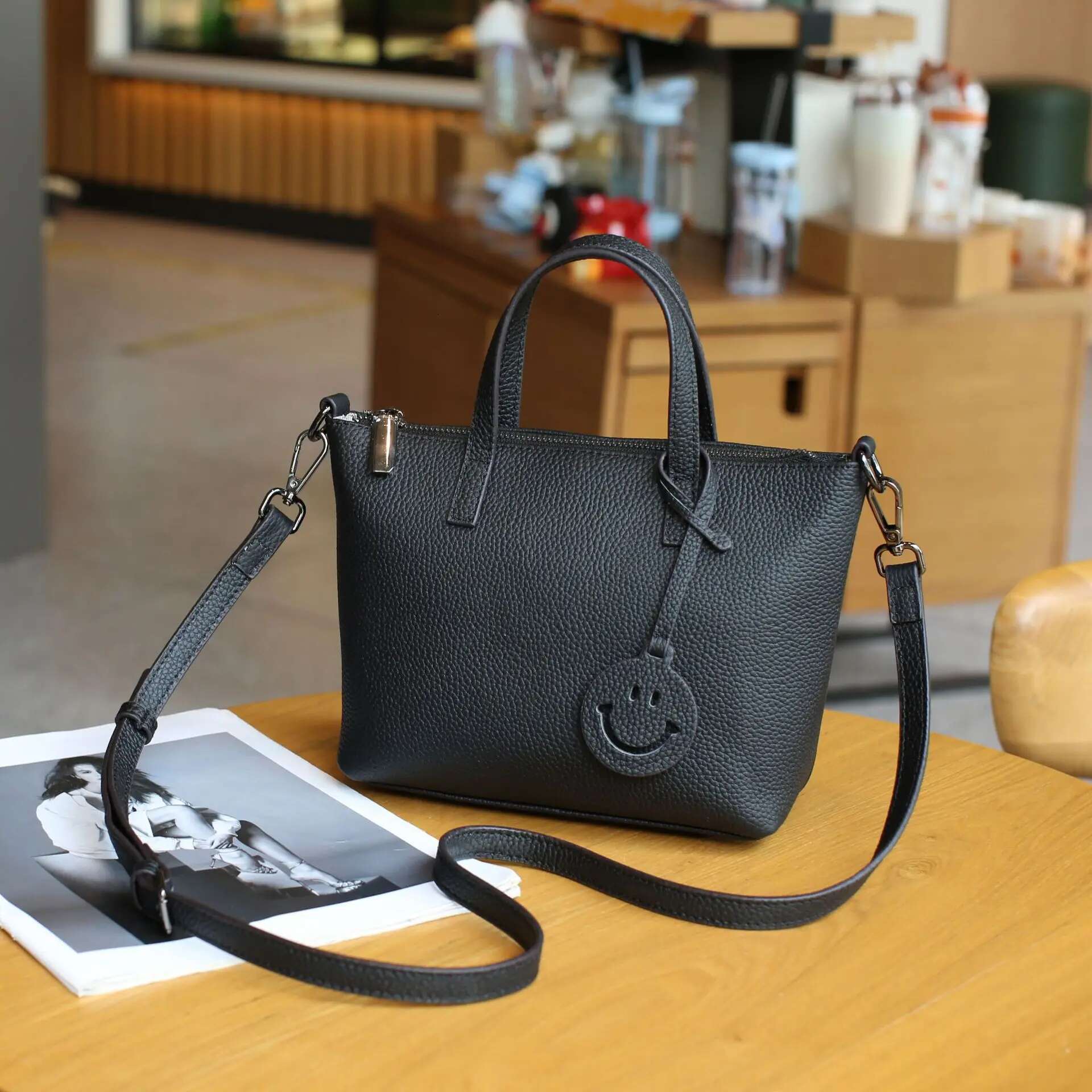 Real Cow Leather Women's Handbag High Quality Single Shoulder Crossbody Tote Ladies' Fashionable Portable Bucket Bag Solid Color