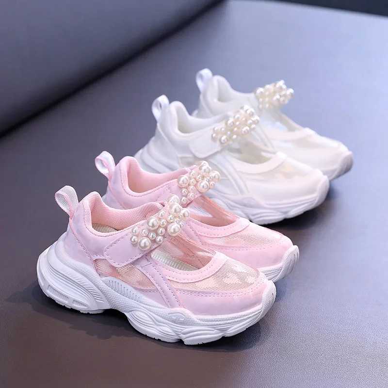 Girls Tennis Shoes Mesh Hollow 2024 Summer New Childrens Solid Color Pearl Sports Shoes Childrens Princess Sports Shoes Cute Heart W250407