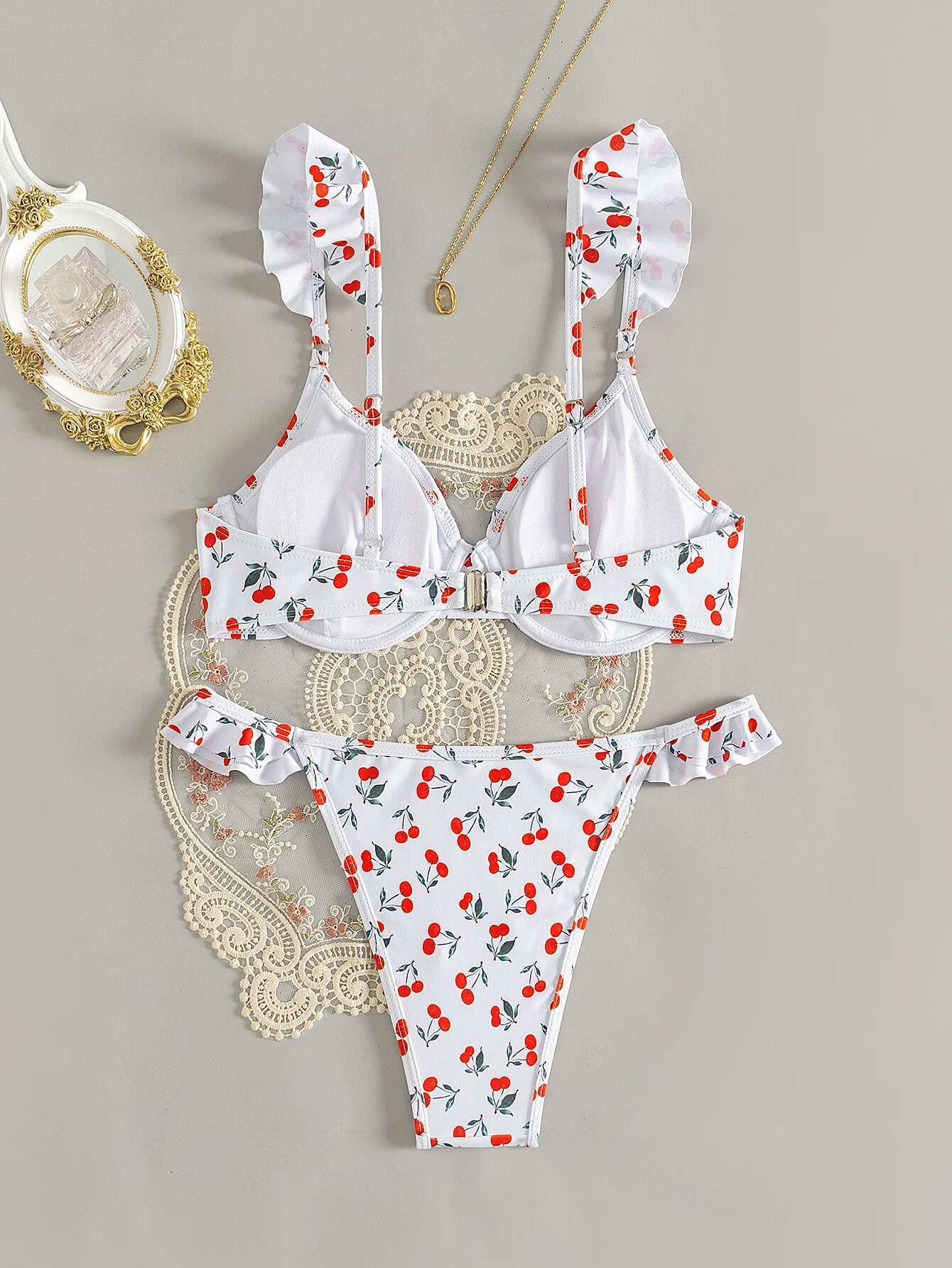 Dongdumaoyi Sexy White Cherry Print Bikini Set Women Ruffles Push Up Underwire Swimsuit Brazilian Beach Bathing Suit Thong Swimwear