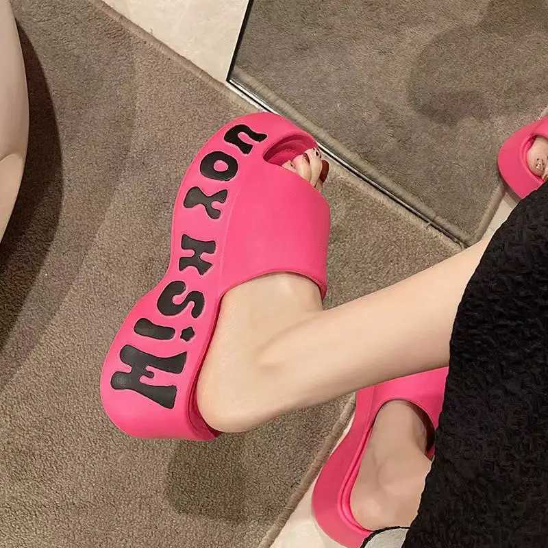 2015 Thick Bottom Cloud Slide Womens Summer Fi Printed Wedge Platform Slide Womens Sandals N-Slip Soft Bottom Beach ShoesXJ250407
