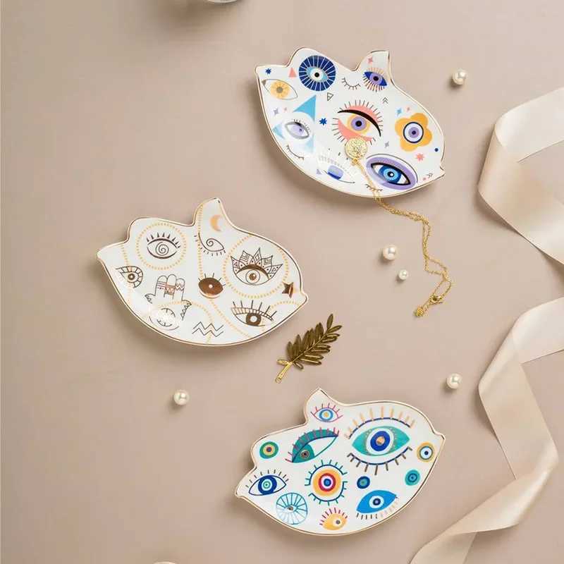 Ceramic Evil Eye Tray Eye shaped Jewelry Storage Disk Kitchen Candy Plate Abstract Eye Statue Digital Living Room Decoration Gift X250408