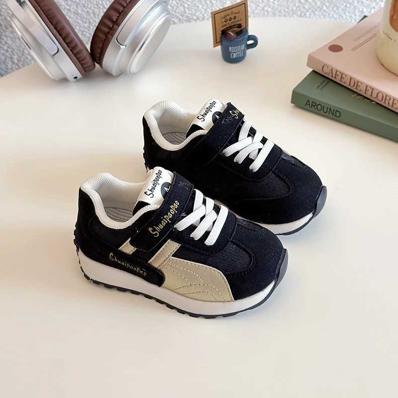 2025 Childrens Fashion Design Walking Shoes Sports Shoes Non slip Casual Shoes Boys and Girls Breathable Outdoor Board Shoes W250407