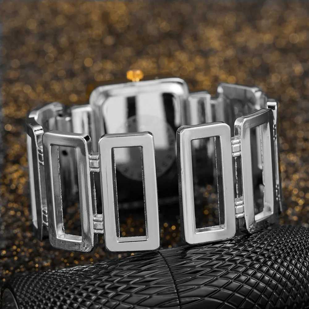Cansnow Rectangle Womens Watch Gold Silver Bracelet Womens Water Diamond Hollow Steel Quartz Womens Fashion WatchT250408