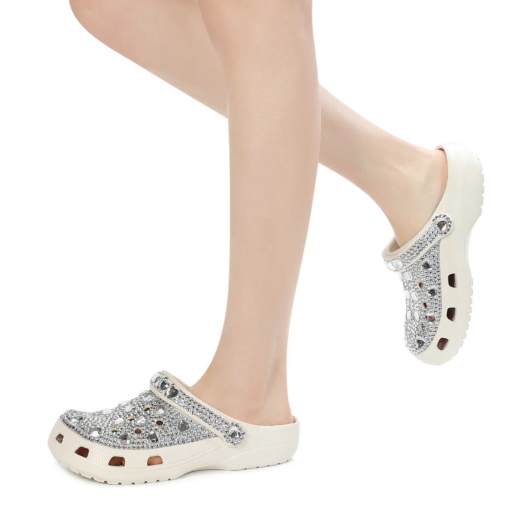 New Arrival Handmade diamond studded perforated shoes semi tow exquisite and elegant beach slippers summer womens casual shoes T250407