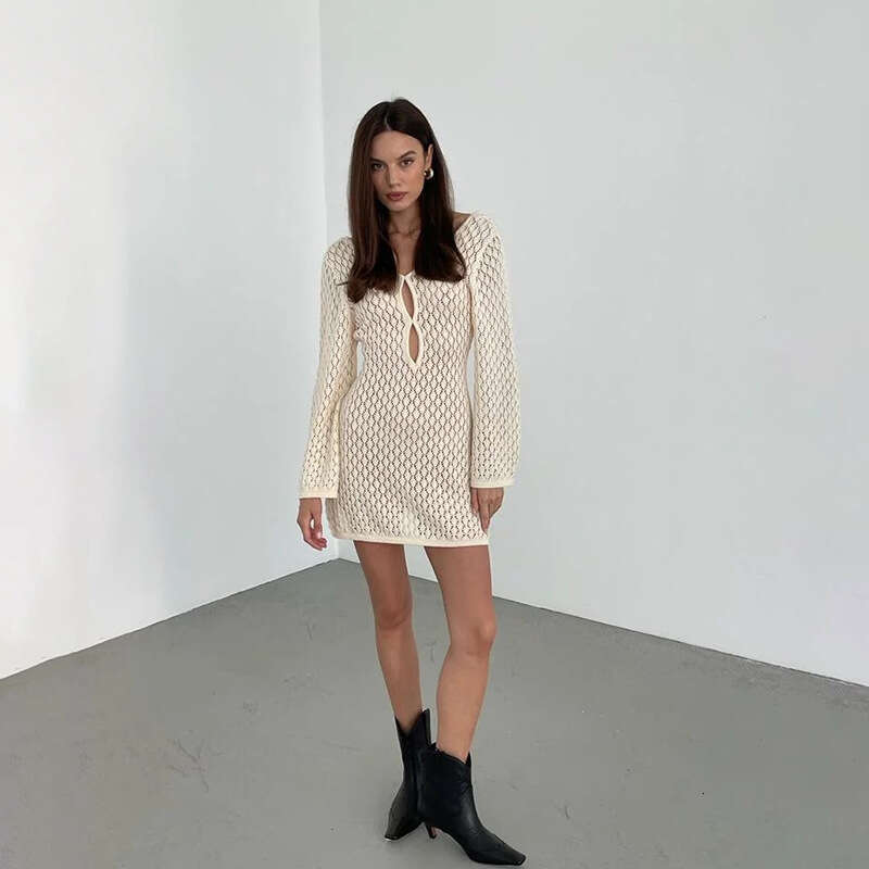 European and American Summer Beach Skirt Women's Solid Color Sexy Knitted Hollow Bikini Swimsuit Hoodie Sunscreen 2025 New Casual Versatile Fashi