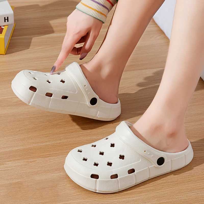 New Arrival Womens Waterproof Slide Summer Outdoor Womens Slide EVA Soft Bottom Garden Shoes Indoor Solid Color Slide Hole Shoes T250408