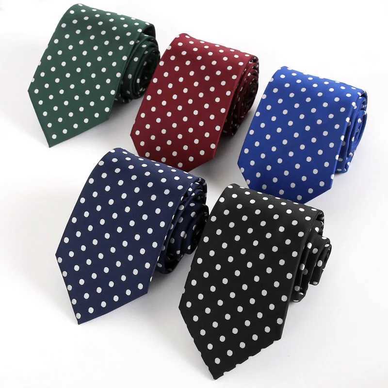 Fashion Dot Tie For Mens 8CM Necktie Business Formal Polka Dot Necktie Wedding Gift Orange Blue Red Tie Accessories Gravatas X250407