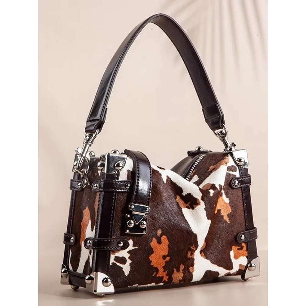 Women's Bags Fashion Women Metal Rivets Party Totes Handbag Cowhide Genuine Leather Shoulder Bags New Designer Strap Crossbody Bag Pouch Flap