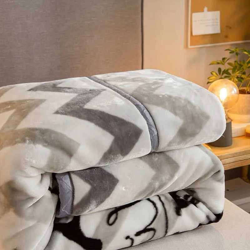Thick Warm Fleece Blanket Winter bedroom quilts Sofa Nap blanket comfortable bedding comforter Washable Raschel blanket quilts L251108
