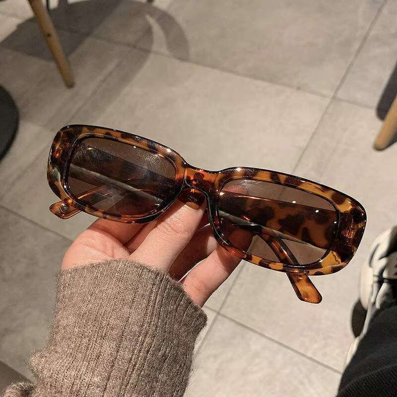 Rectangle Sunglasses for Women Retro Driving Glasses Vintage Fashion Narrow Square Frame UV Protection Retro Glasses Female Square Street Shot Hip Hop