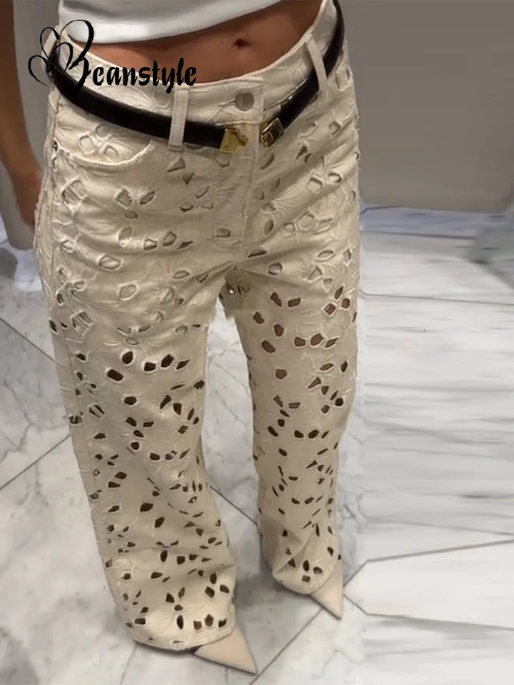 Hole White High Waist Womens Jeans Fashion Flower Hollow Loose Trouser SpringSummer Street Clothing 250407