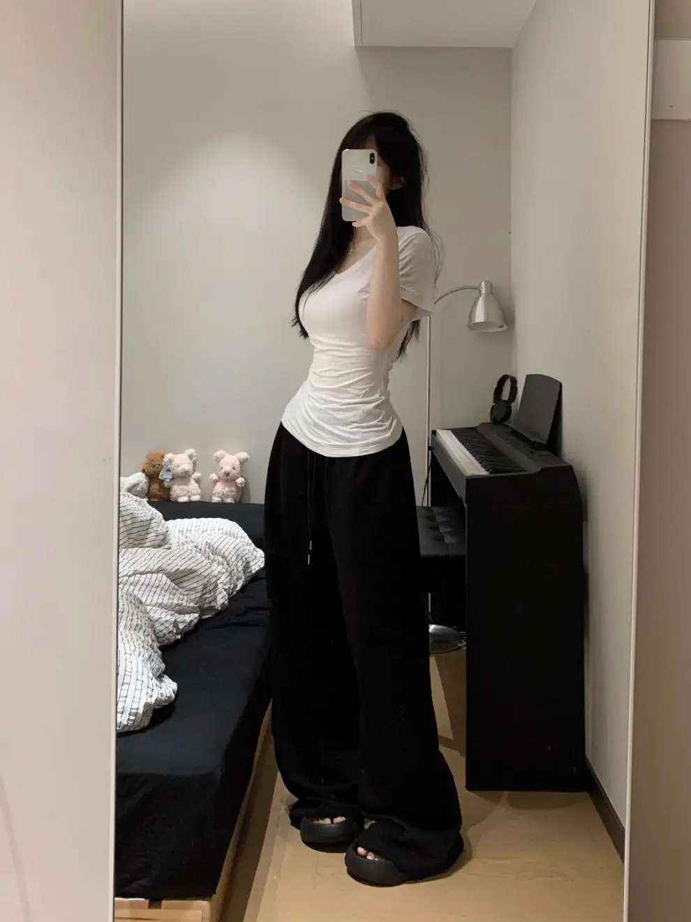 Retro Y2K loose pocket pants fashionable womens solid Harajuku sports retro wide leg casual elastic waist runners Trousers 250407