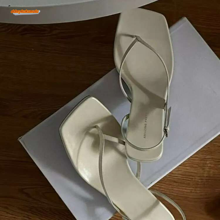 2025 New French Fine Strap Square Head Design Sandals for Women's Summer Sexy Open Clip Toe High Heel Shoes ddmykukumalu