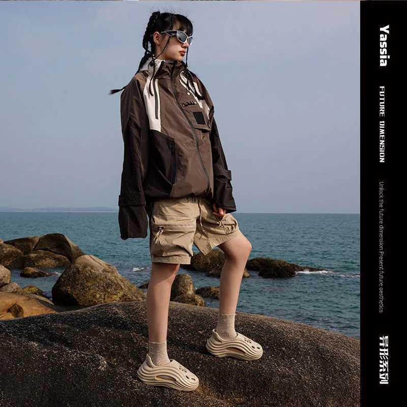 New Arrival Summer womens sandals EVA mens casual shoes hole shoes Clogs sandals family outdoor mens beach smooth shoes large size T250407