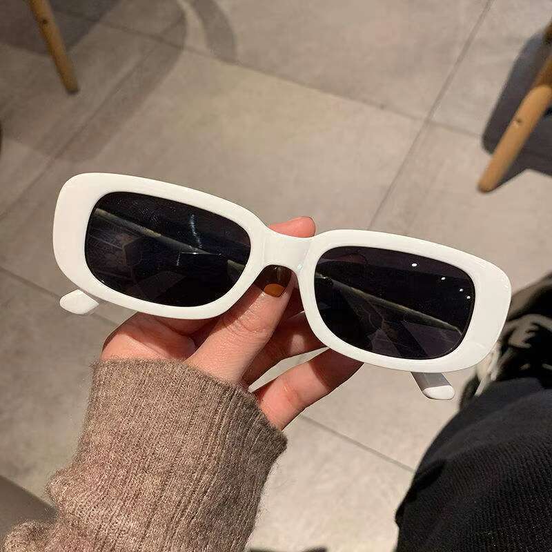 Rectangle Sunglasses for Women Retro Driving Glasses Vintage Fashion Narrow Square Frame UV Protection Retro Glasses Female Square Street Shot Hip Hop