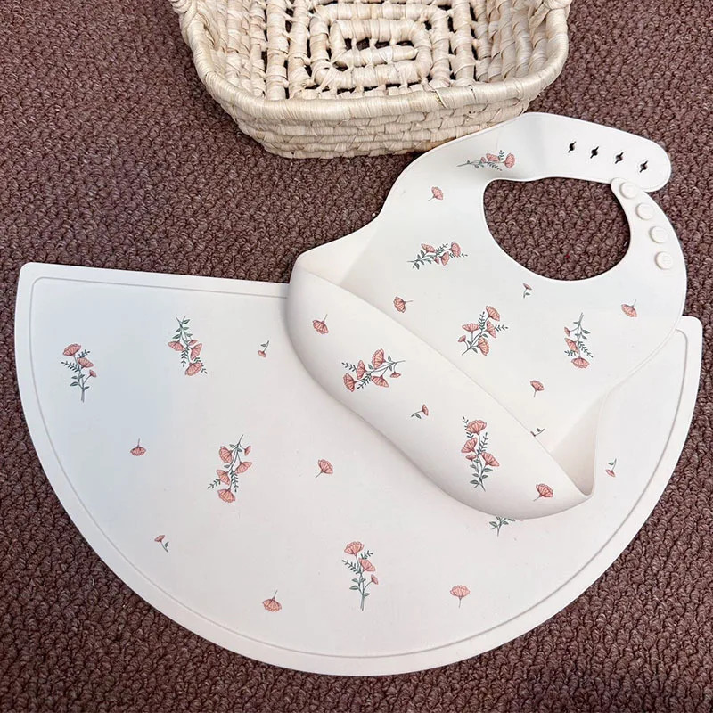 1PCS Baby Bibs Baby Flower Plate Animal Print Childrens Bibs Girls Boys Adjustable Soft Silicone Bibs Baby Feeding Supplies 250408
