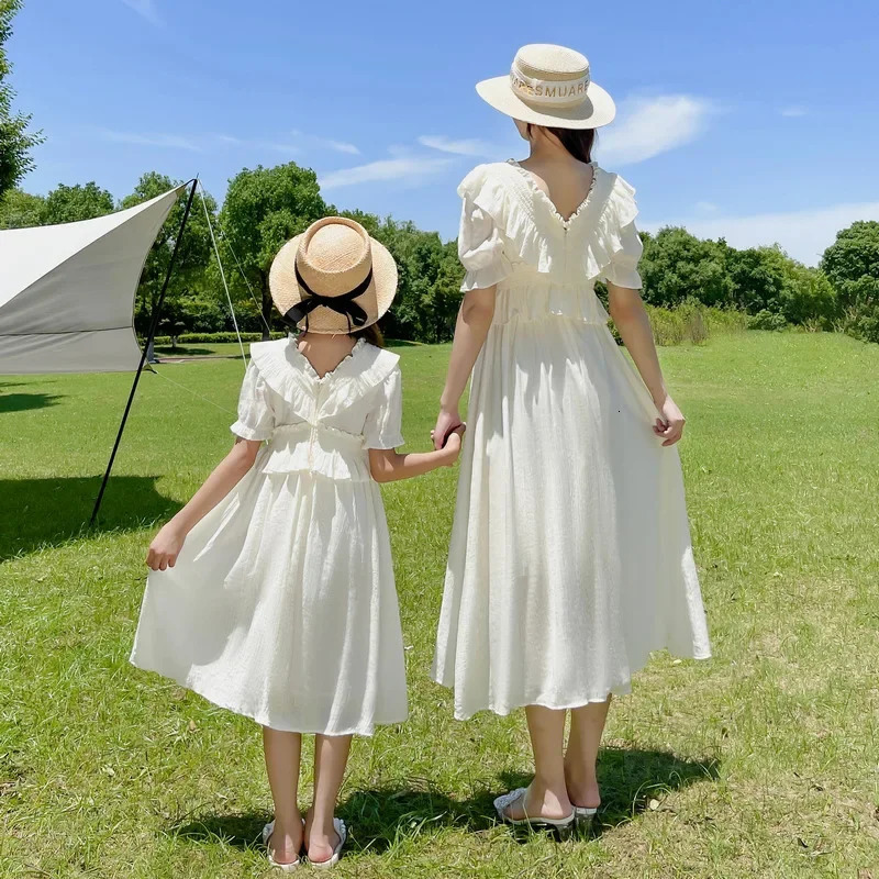 Same Mom and Daughter Dresses Mother and Baby Girls Matching Summer Dress Mommy and Me Clothing Parents and Children Clothes 250407