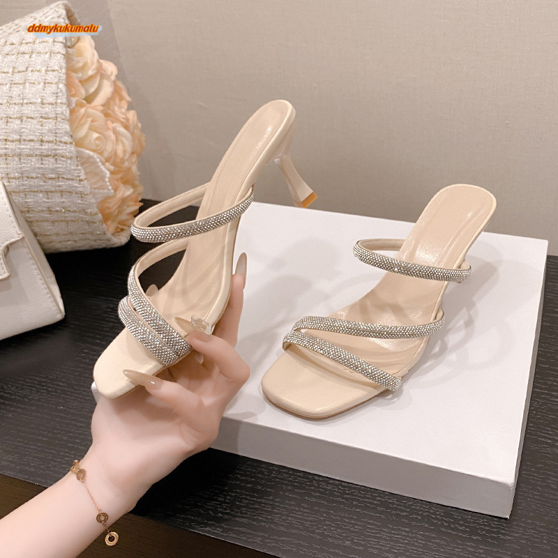 Fairy slippers for women's summer outdoor wear 2025 new style rhinestone one line temperament high heels large size slim heel cool slipper ddmyku