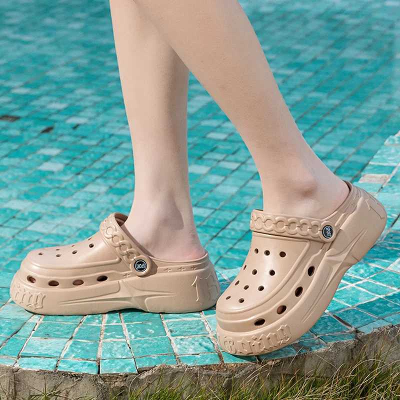 New Thick soled Garden Shoes for Women 2025 Short and Fat Platfomr Summer Sandals for Women Hollow N Smooth Eva Smooth WomenXJ250407