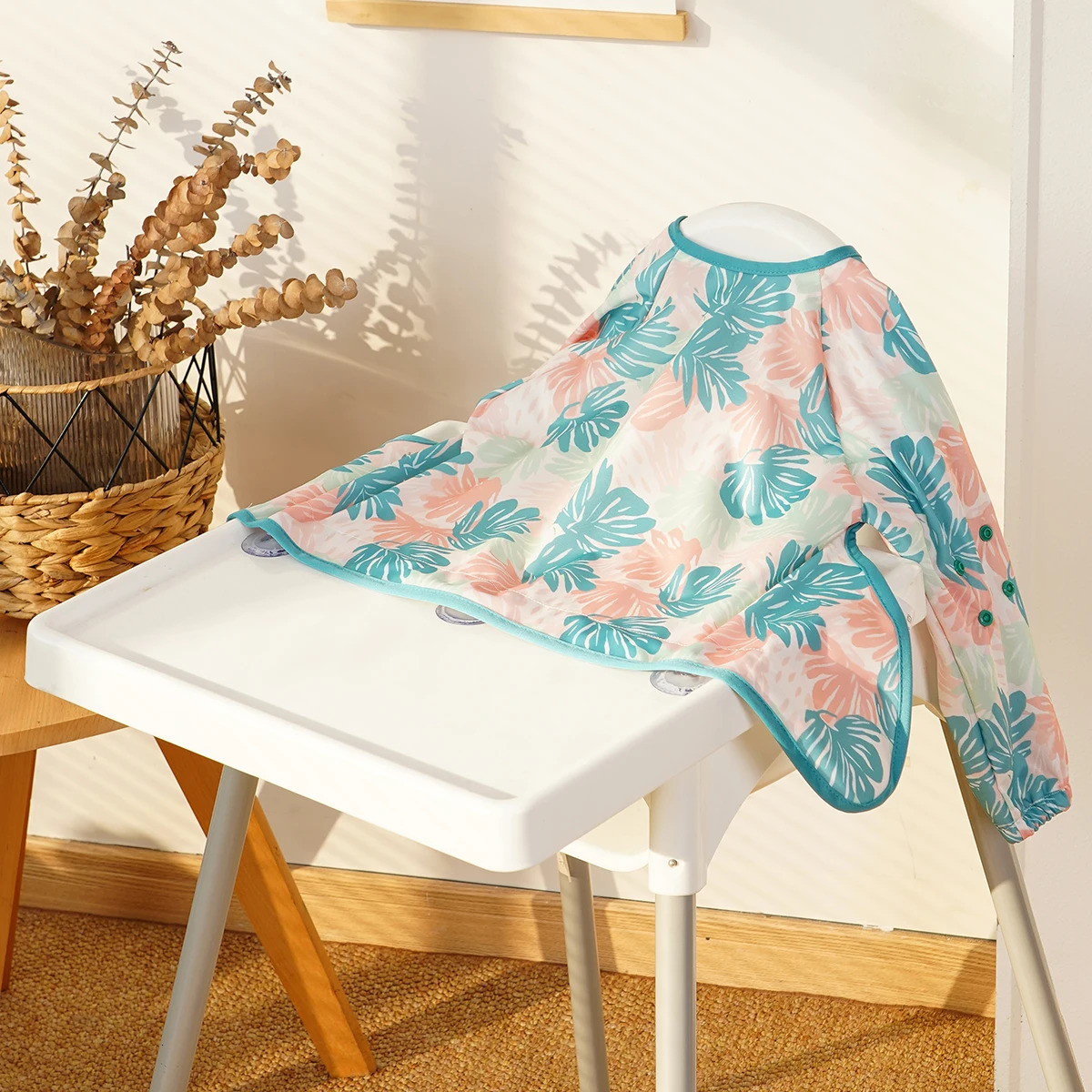 One Piece 100%Polyester Fabric Waterproof 6-24 Month Baby Suction Cup Coverall Long Sleeve Baby Feeding Bibs 250408