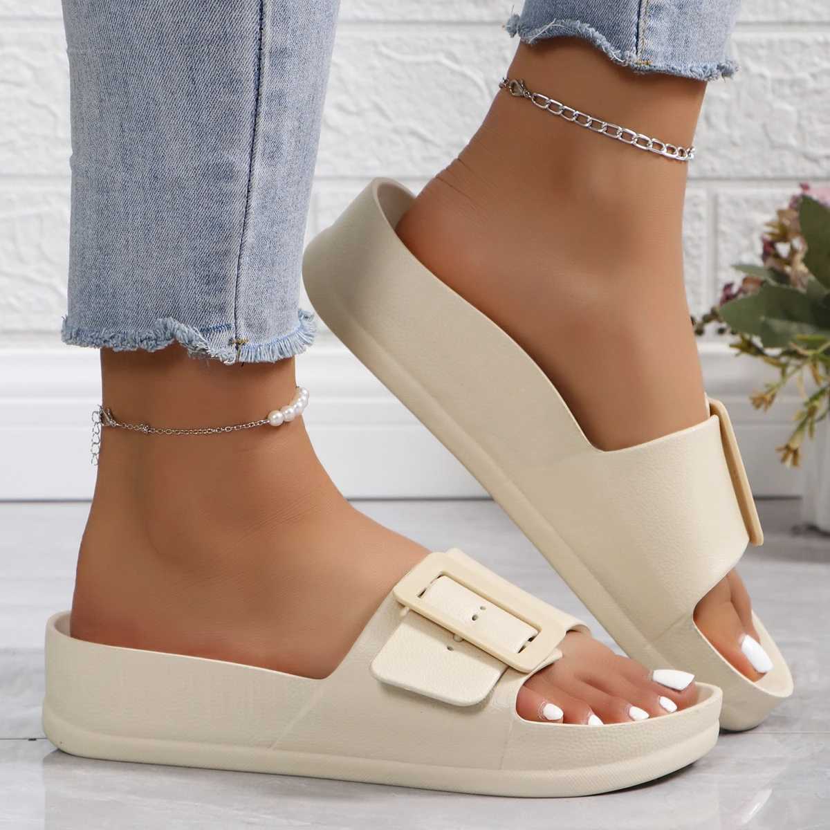 Summer womens slippers lightweight buckle thick soled slider platform sandals womens soft EVA outdoor beach shoesXJ250407