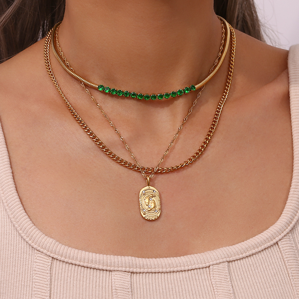 A fashionable niche pendant featuring stainless steel oval brand zircon constellation necklace that exudes sense and sophistication, made by the heire