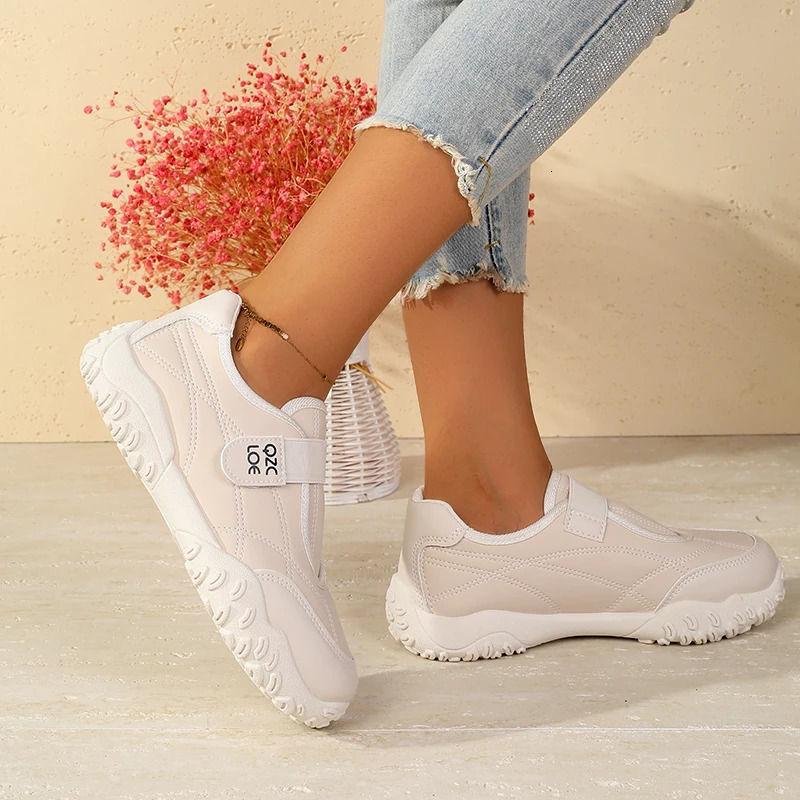 Soft Sole Non-Slip Work Shoes Comfortable for Feet Autumn Winter Womens Black Sneakers Slip-On Waterproof Kitchen Office 251107