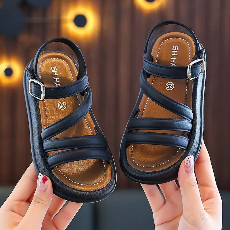 Childrens and girls sandals with exposed toes summer fashionable Korean version princess Western style sandals 250407