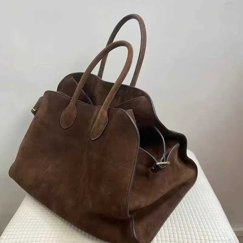 New Arrival Ladies large capacity commuting handbag with fashionable design vintage handbag fashionable shoulder bag practical accessories T250407