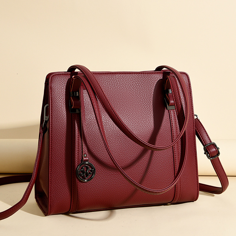 Large Capacity Tote Bag For Women Retro Fashion Design Bag For Work Commuting Armpit Crossbody Handbag