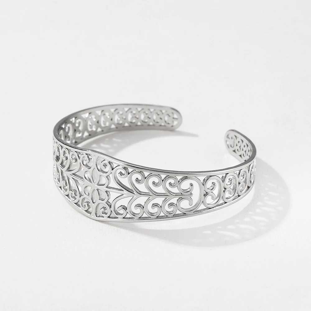 Stainl steel bracelet High-end vintage texture European and hollow carved wers Fine bracelet For Wen JewelryC250408