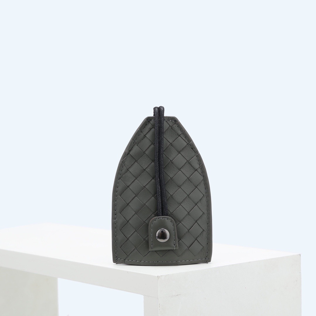 new Car Key Cover Genuine Leather Woven Luxury Car Key Pouch Universal Fit for Volkswagen Mercedes-Benz BMW Audi Key Cases