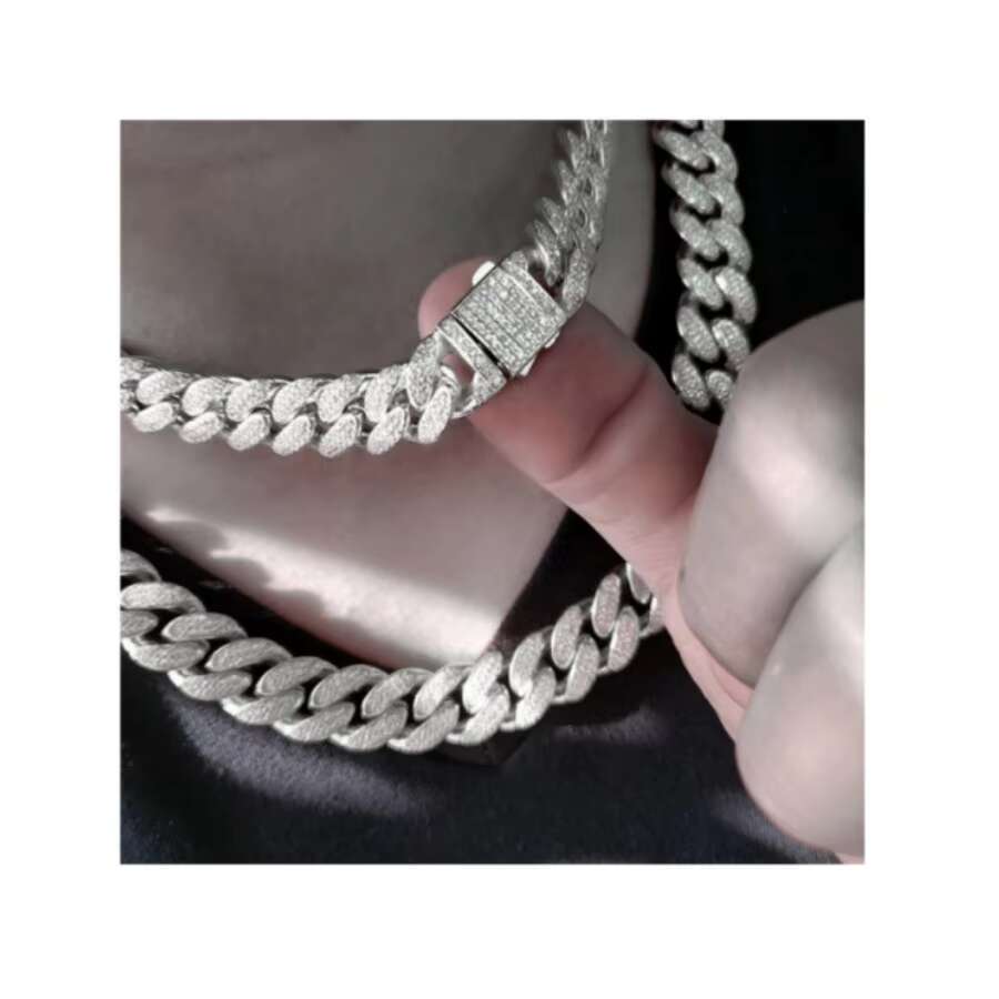 Low price, high-quality, hot selg VVS necklace, fashionable women's Moissanite chain