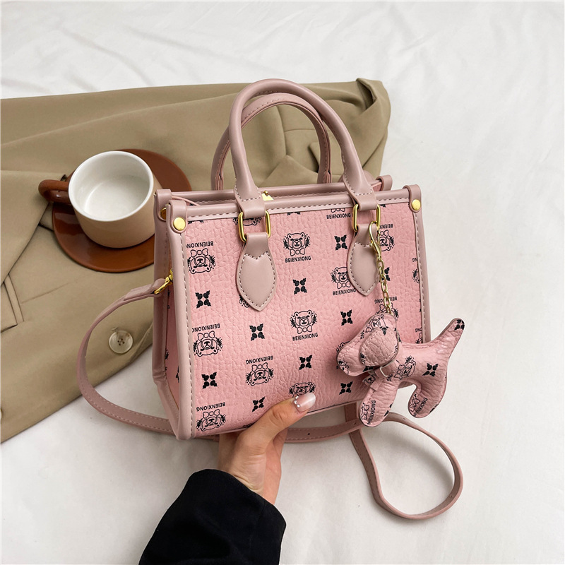 Niche handbag women's new temperament fashion bucket bag casual everything single shoulder crossbody bag 2025
