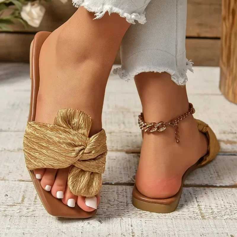 Summer womens sliders Fi brand casual sliders womens flat shoes womens peeping toes beach sandals outdoor flip cover low floor matsXJ250407