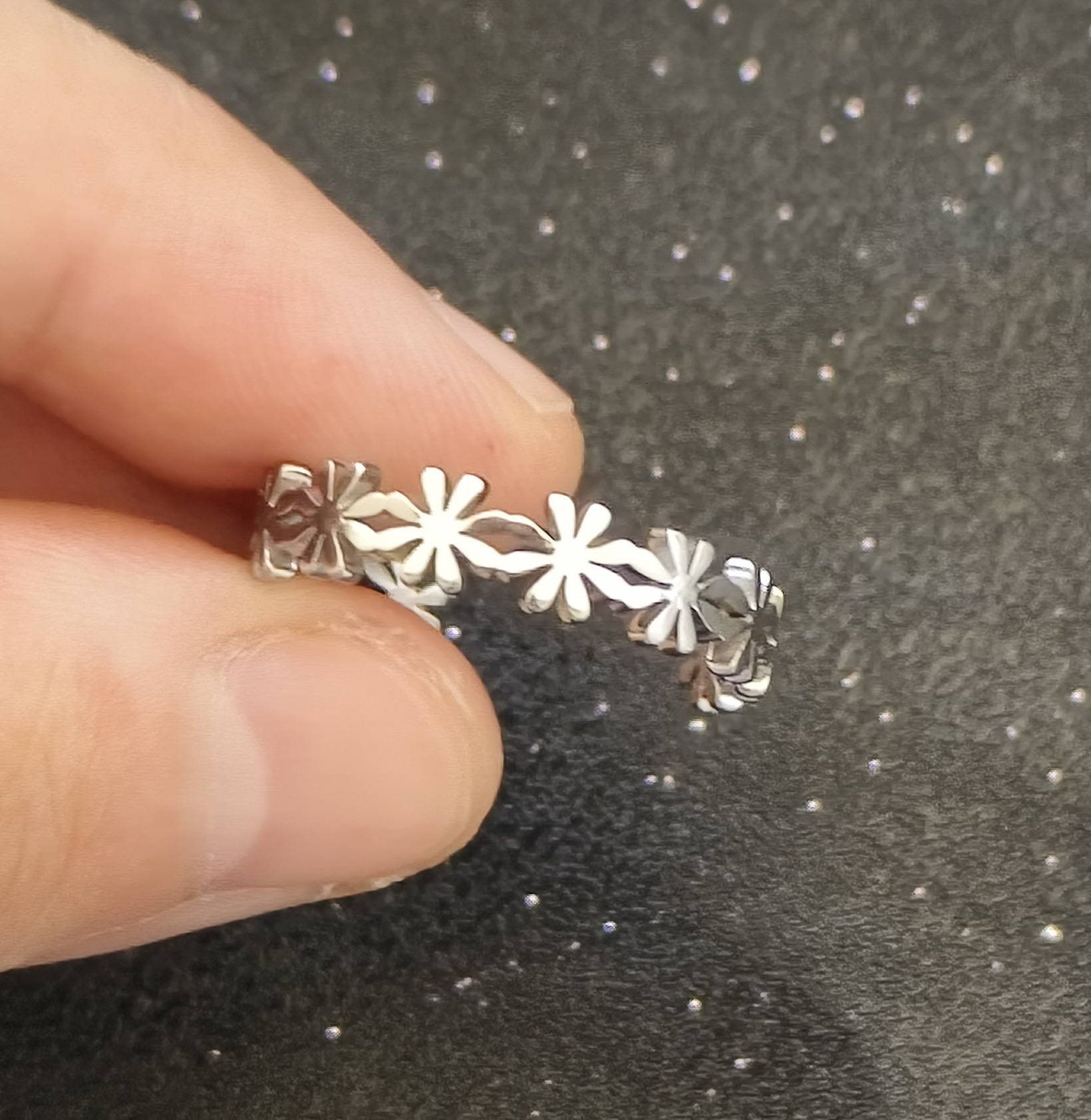 Top Source New Connected Front and Back Peach Heart Open Hollow Stainless Steel Flower shaped Ring