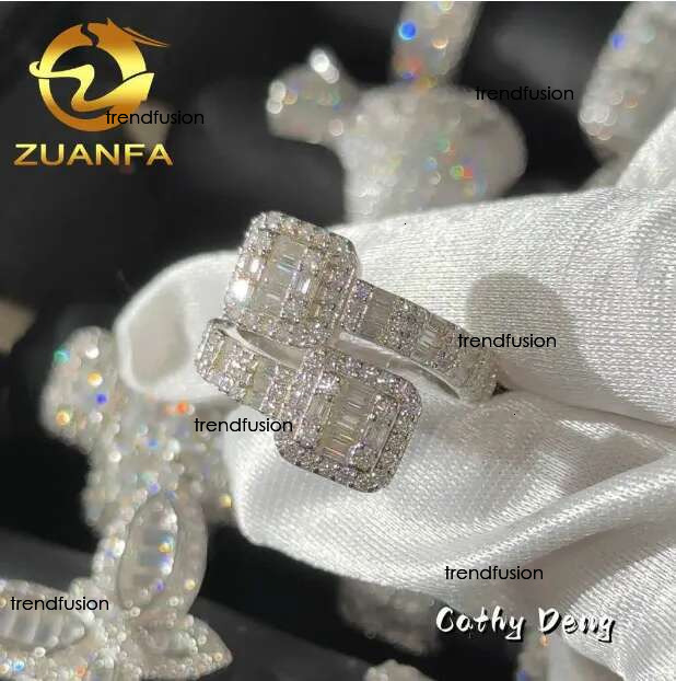 Lifeng Jewelry Custom Single Letter Ring Baguette cut VVS Moissanite Two Tone Sterg Sier Men Hiphop Rings