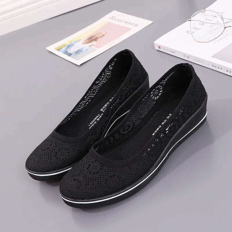 White Lace Hollow Breathable Little White Shoes Flat Mid Wedge Heel Womens Summer Beauty Shoes Size 34-41 White Sneakers Women 250407