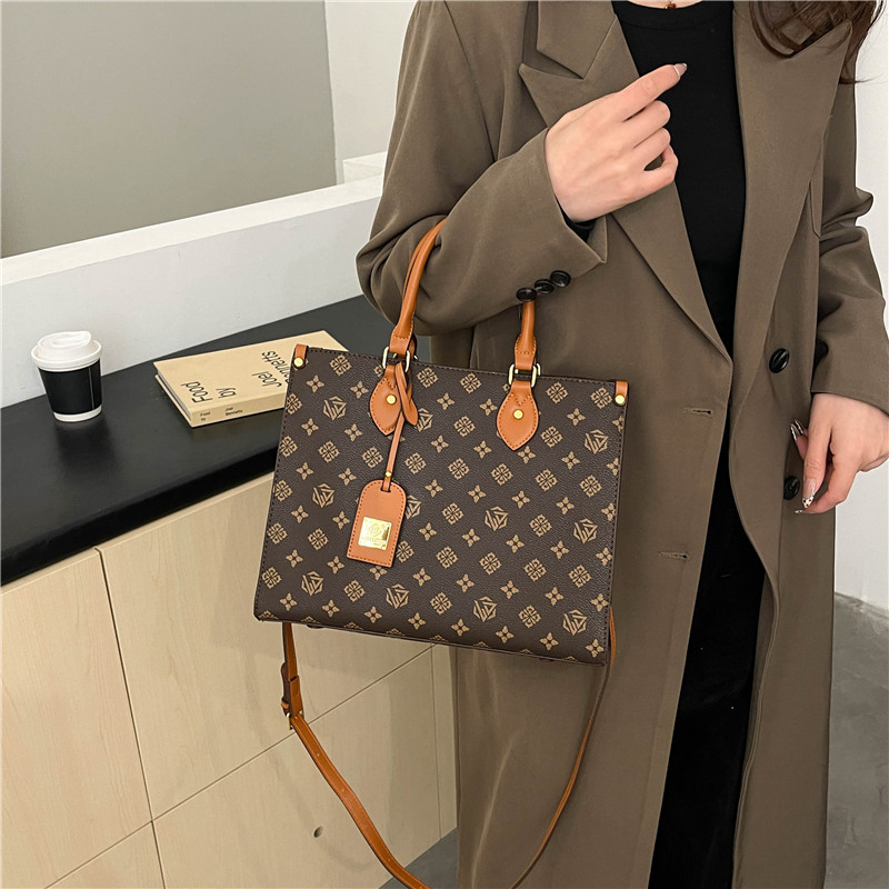 Bag women's new printed large capacity Tote bag commuter single shoulder crossbody bag for women 2025s hot