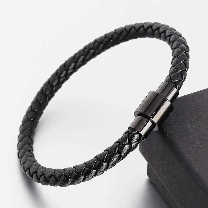 Mens Creative Fashion Simple Leather Cord Mens Bracelet Retro Handmade Woven Snakeskin Twist Bracelet Casual Jewelry GiftC250408