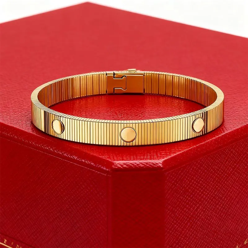 Luxury designer new womens bracelet simple and stylish bracelet brand official website 1:1 high-end jewelry versatile and sophisticated mens bracelet